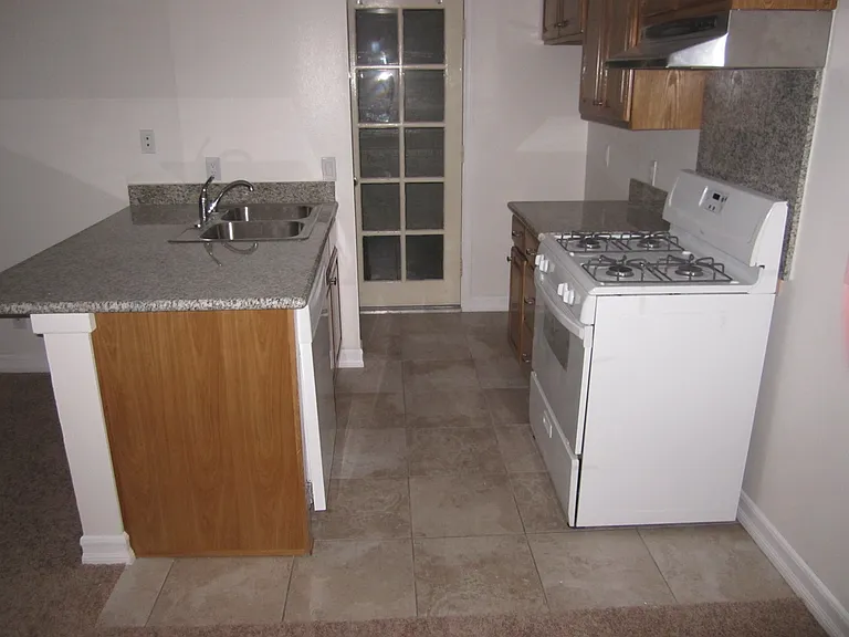 129 S Melrose St #3BDR-2BA — Photo 19