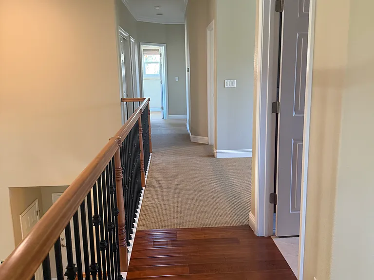 2142 Prestwick Dr — Photo 21
