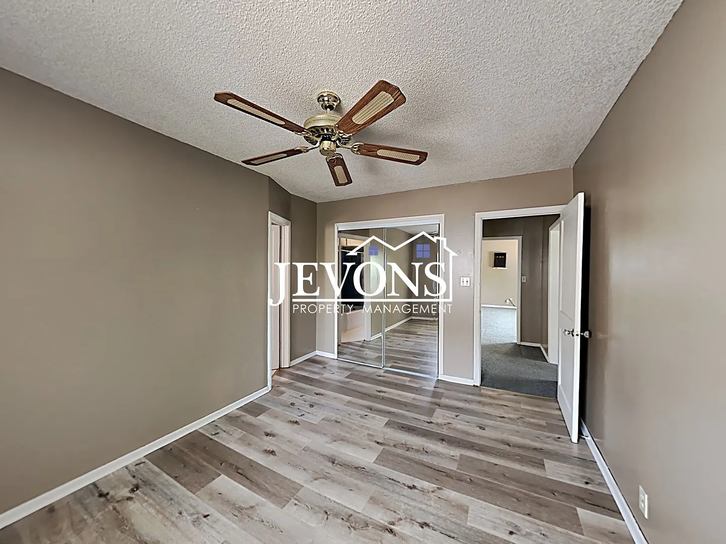 601 N 2nd St Yakima, WA 98901 — Photo 4