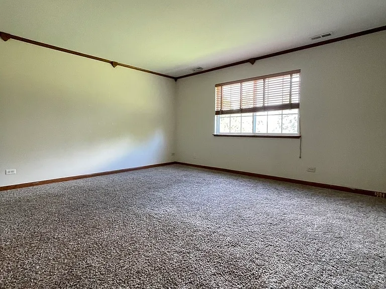 3609 Roanoke Ave — Photo 13