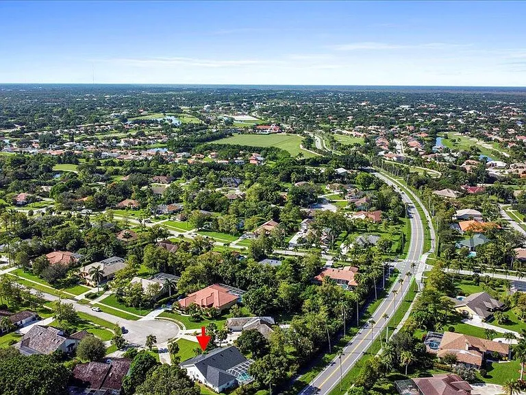 15575 Woodmar Ct — Photo 39