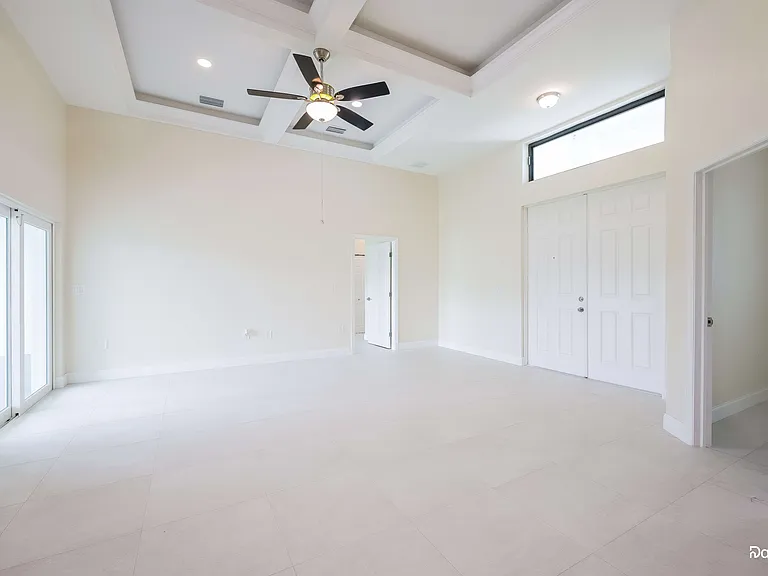 1125 Capp Ave — Photo 6