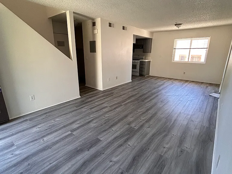 2616 Birch St #A — Photo 15