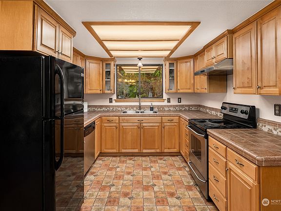 5th image of 7801 119th Street NE