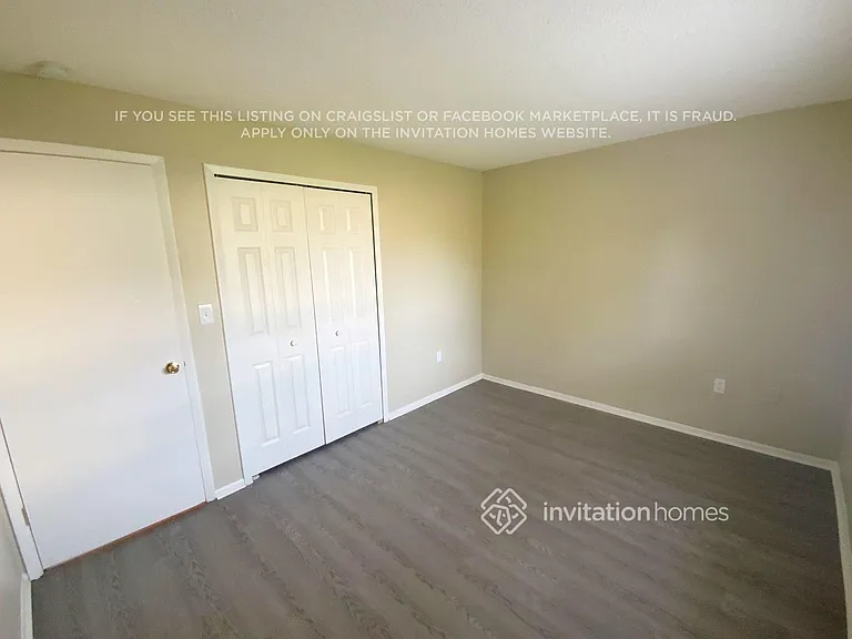 1331 Medina Ave NW — Photo 7
