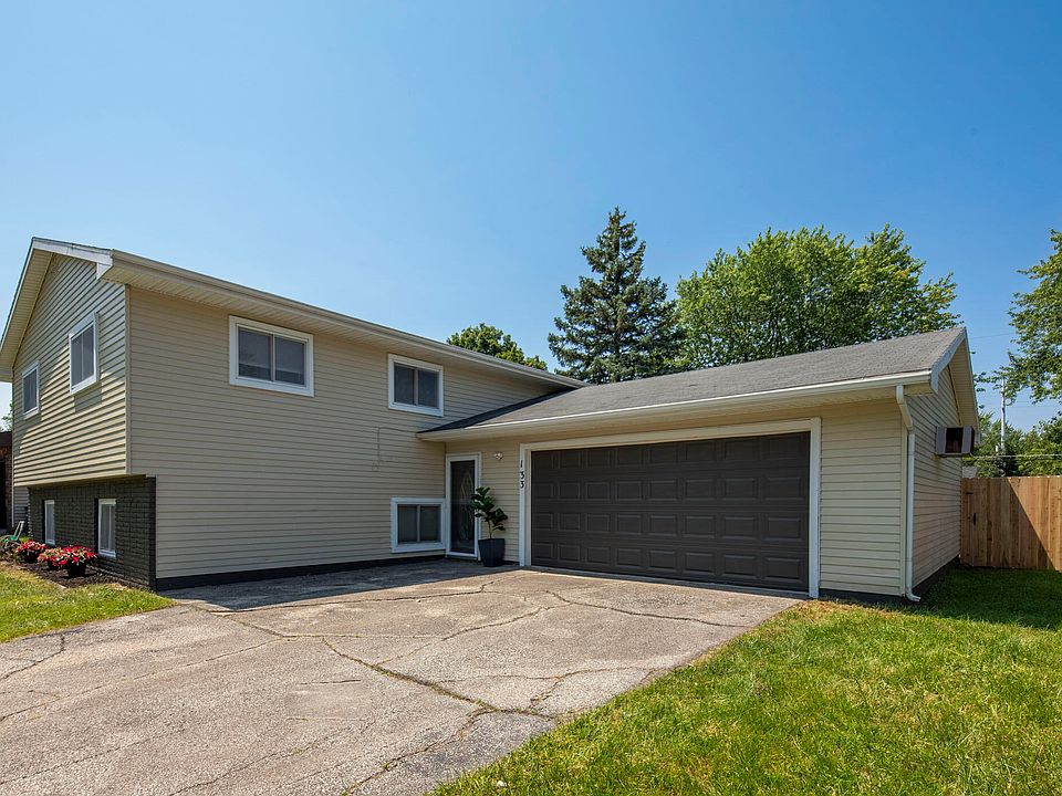 1st image of 133 Crestwood Dr