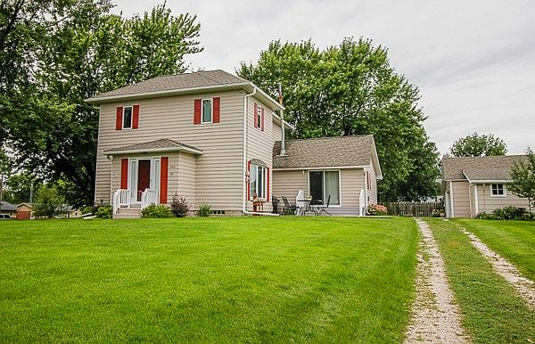 Front Street - Exterior View