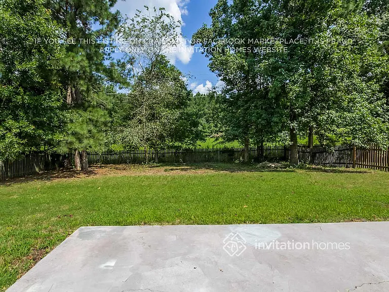 380 Victoria Station Blvd — Photo 4