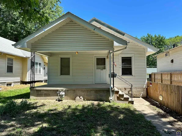 104 NW Kendall Ave, Topeka, KS 66606