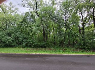 38063 N Dewey St, Spring Grove, IL 60081