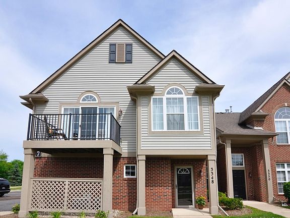 2nd image of 3348 Primrose Ln