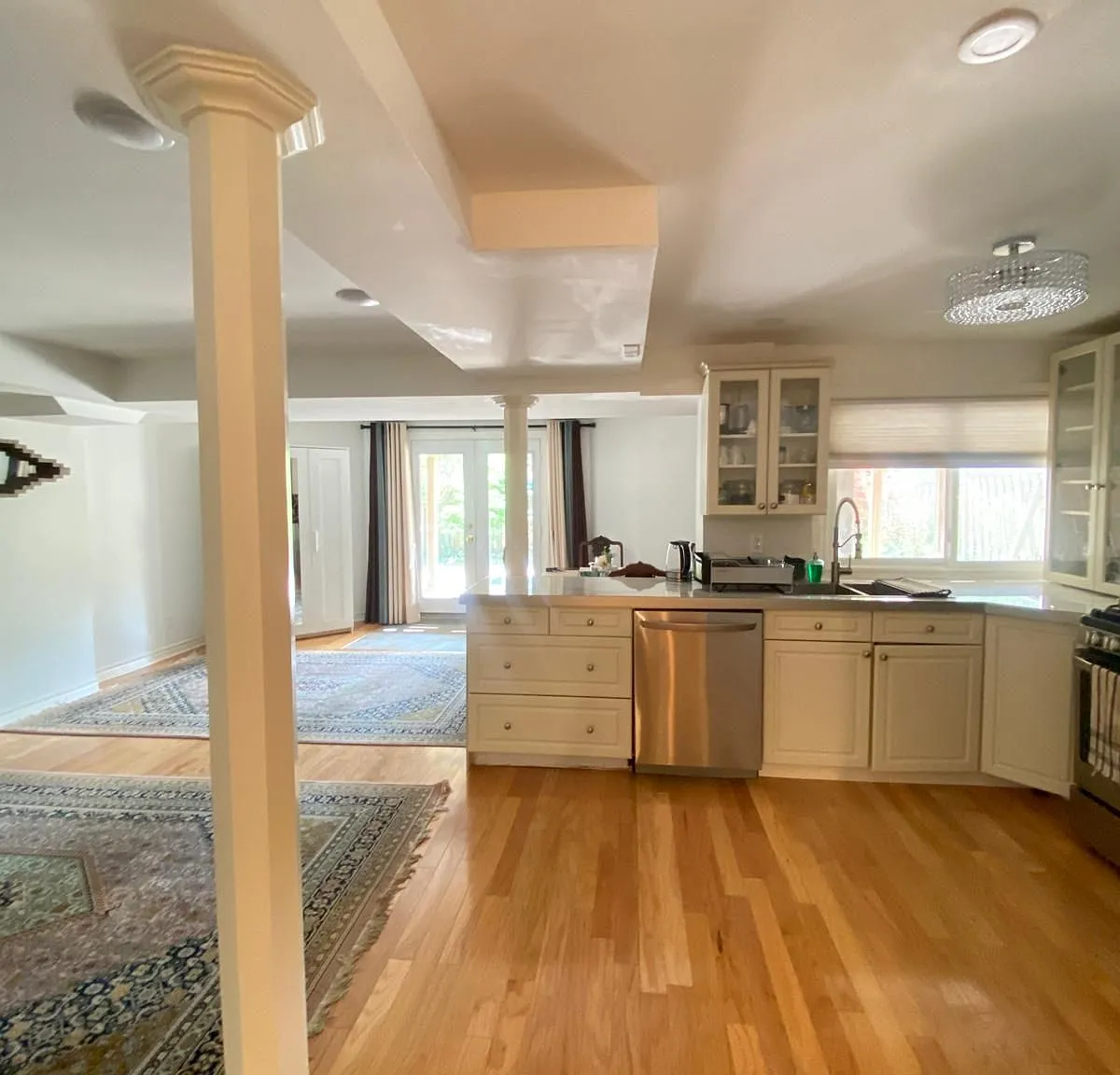 2 bed, $2,000 — Photo 4