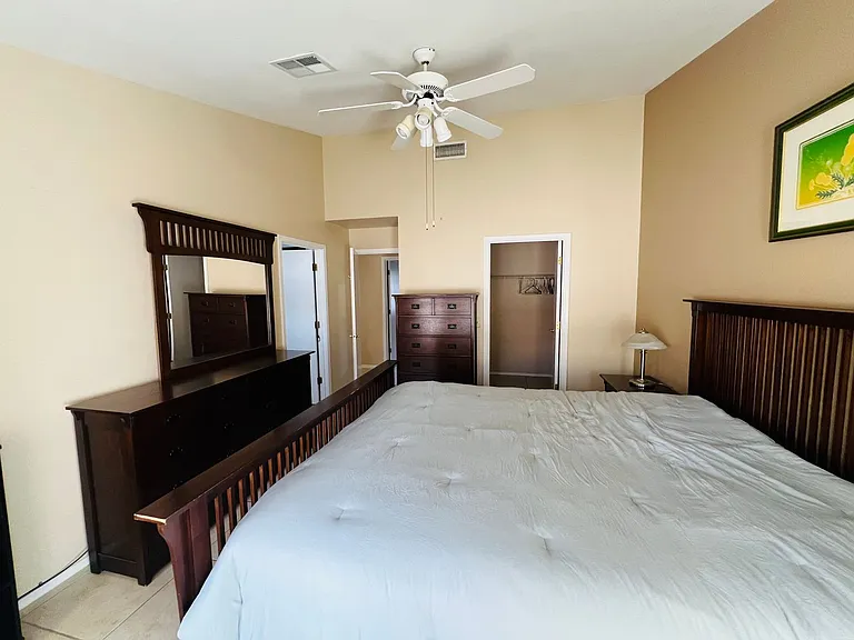 8825 Stoney Point Dr — Photo 5