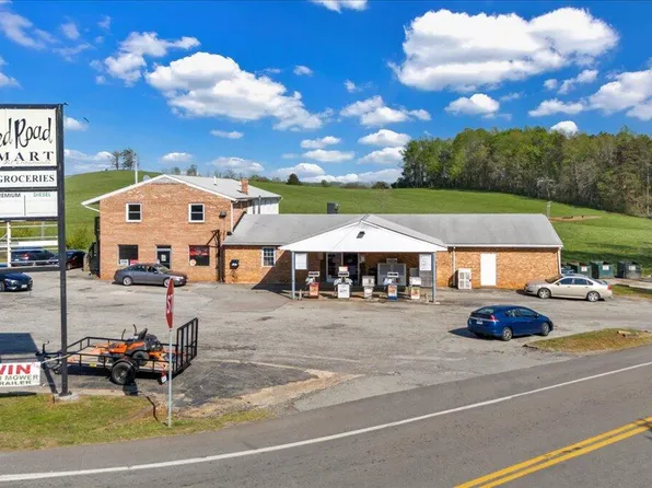 14189 Franklin St, Ferrum, VA 24088