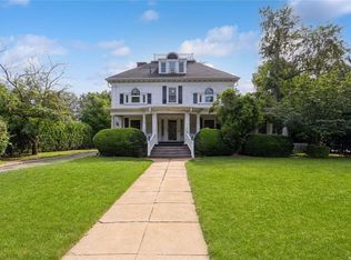 111 Nassau Blvd, Garden City, NY 11530