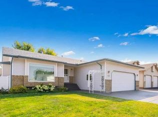 159 W Shannon Dr SE, Medicine Hat, AB T1B4C2