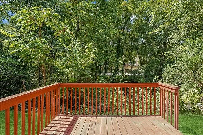 1640 Northgate Mill Dr — Photo 14