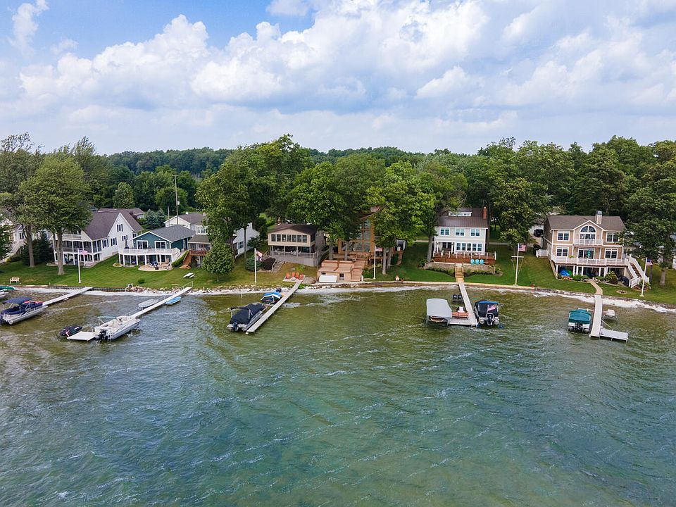 8726 Cherry Point Rd, Manitou Beach, MI 49253 Zillow