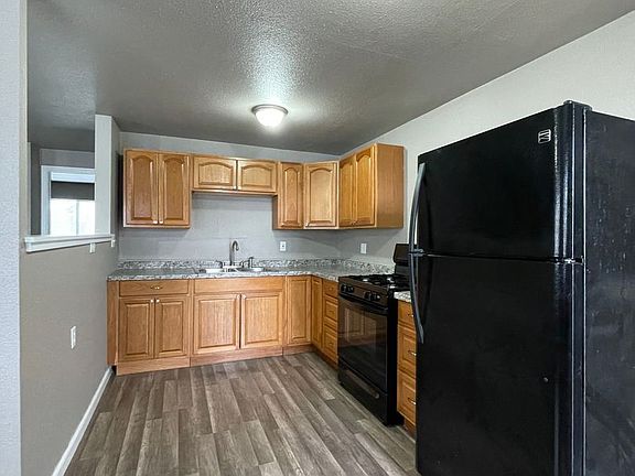3rd image of 4637 Meyers Ave