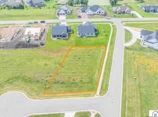 102 Butler Falls Ct, Mankato, MN 56001