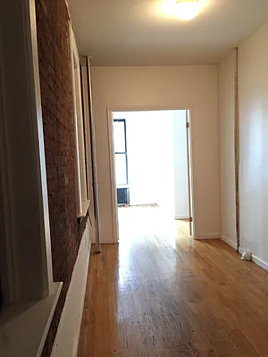 Rented by Warren T Real Estate Corp. | media 31