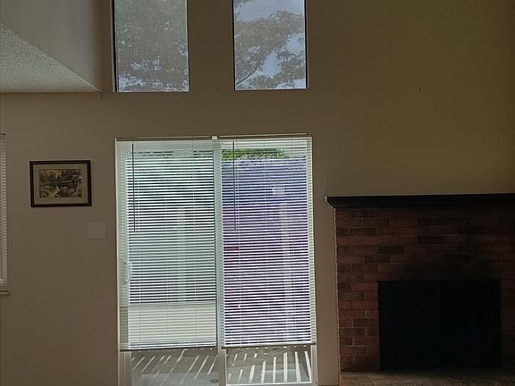 3rd image of 3 Westlake Dr NE
