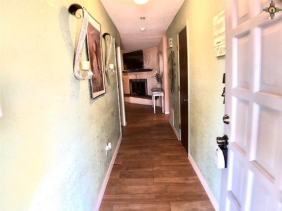 5th image of 1013 York Dr