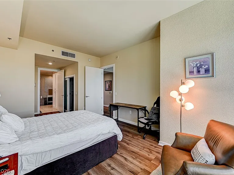 4575 Dean Martin Dr #506 — Photo 23
