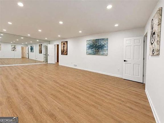 4th image of 177 Northwind Ct SW