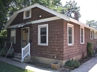 15 Rosenberg Ct, Pekin, IL 61554