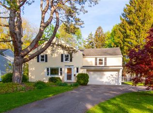100 Newcastle Rd, Rochester, NY 14610