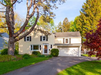 100 Newcastle Rd, Rochester, NY, 14610