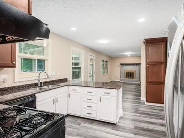 5200 Garmouth Ct, Columbus, OH 43221