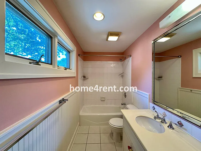 211 W 66th St — Photo 32