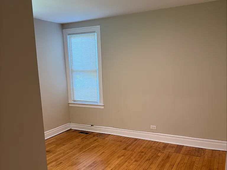2159 S Millard Ave #1F — Photo 4