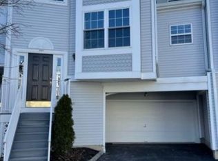 1009A Edgehill Ter, Whippany, NJ 07981