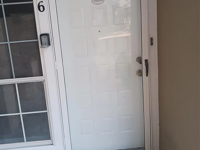 921 Marine Dr #116 — Photo 2