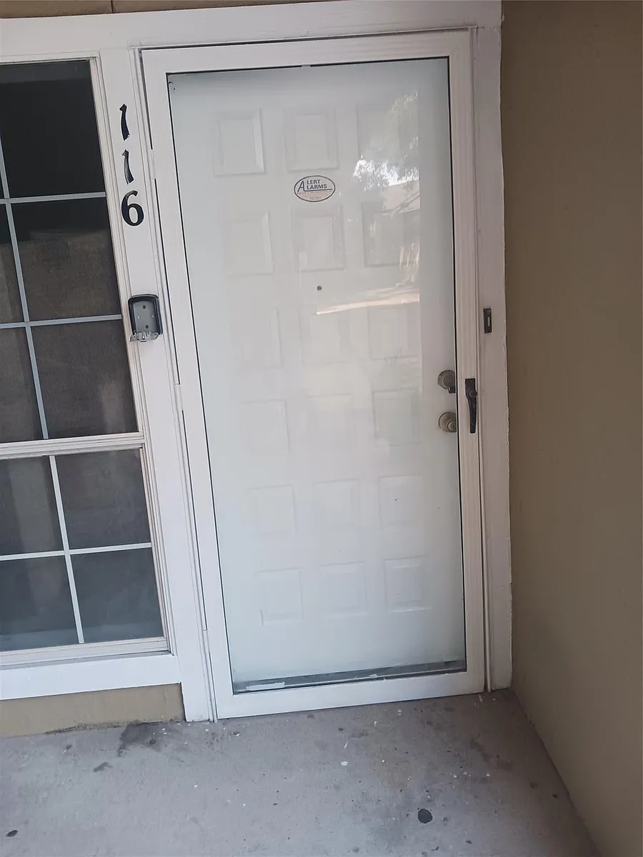 Building Photo - 921 Marine Dr #116