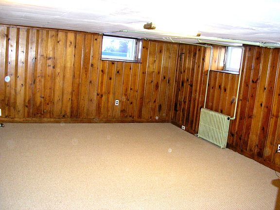 Huge Finished Family Room