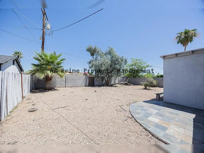1332 E Whitton Ave — Photo 25