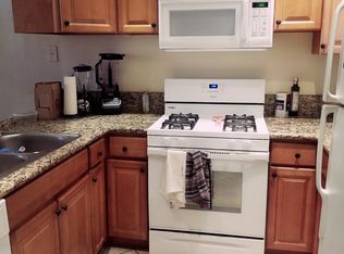 32 Lakeview Cir, Cathedral City, CA 92234