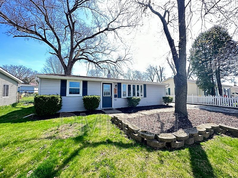 606 Emmetsburg Ave, Valparaiso, IN 46385 Zillow