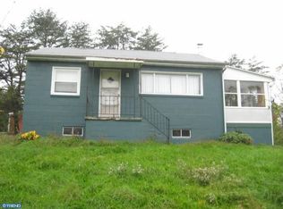 340 Hill View Ln, Bernville, PA 19506