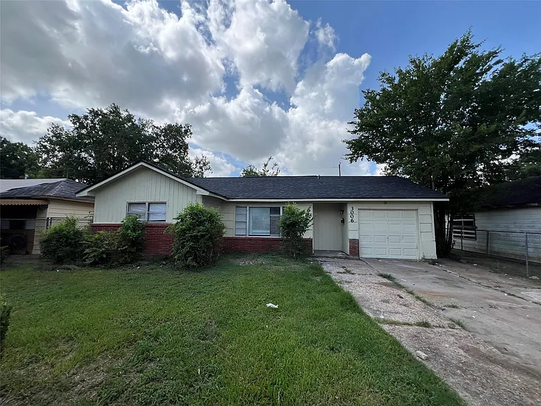 3006 Dacca Dr — Photo 1