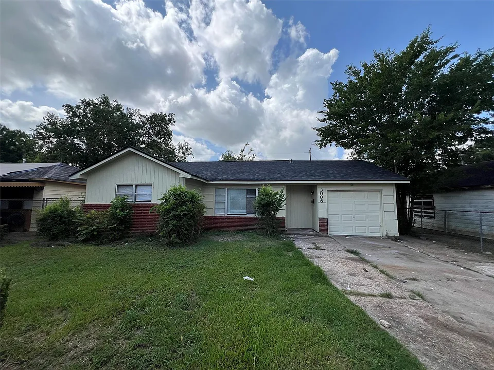 3006 Dacca Dr