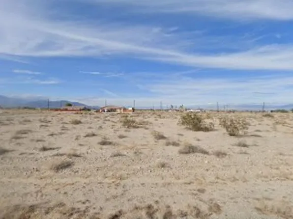 2481 Shore King Ave, Thermal, CA 92274