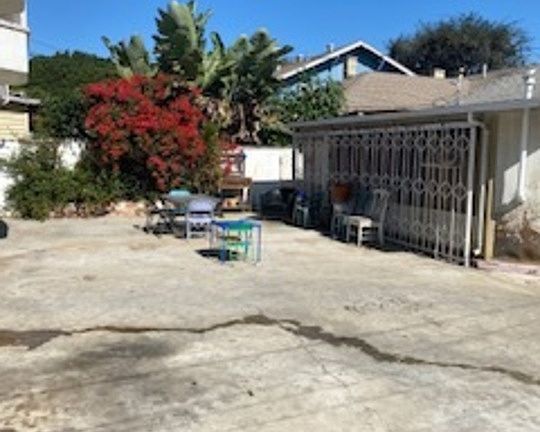 3rd image of 5733 11th Ave