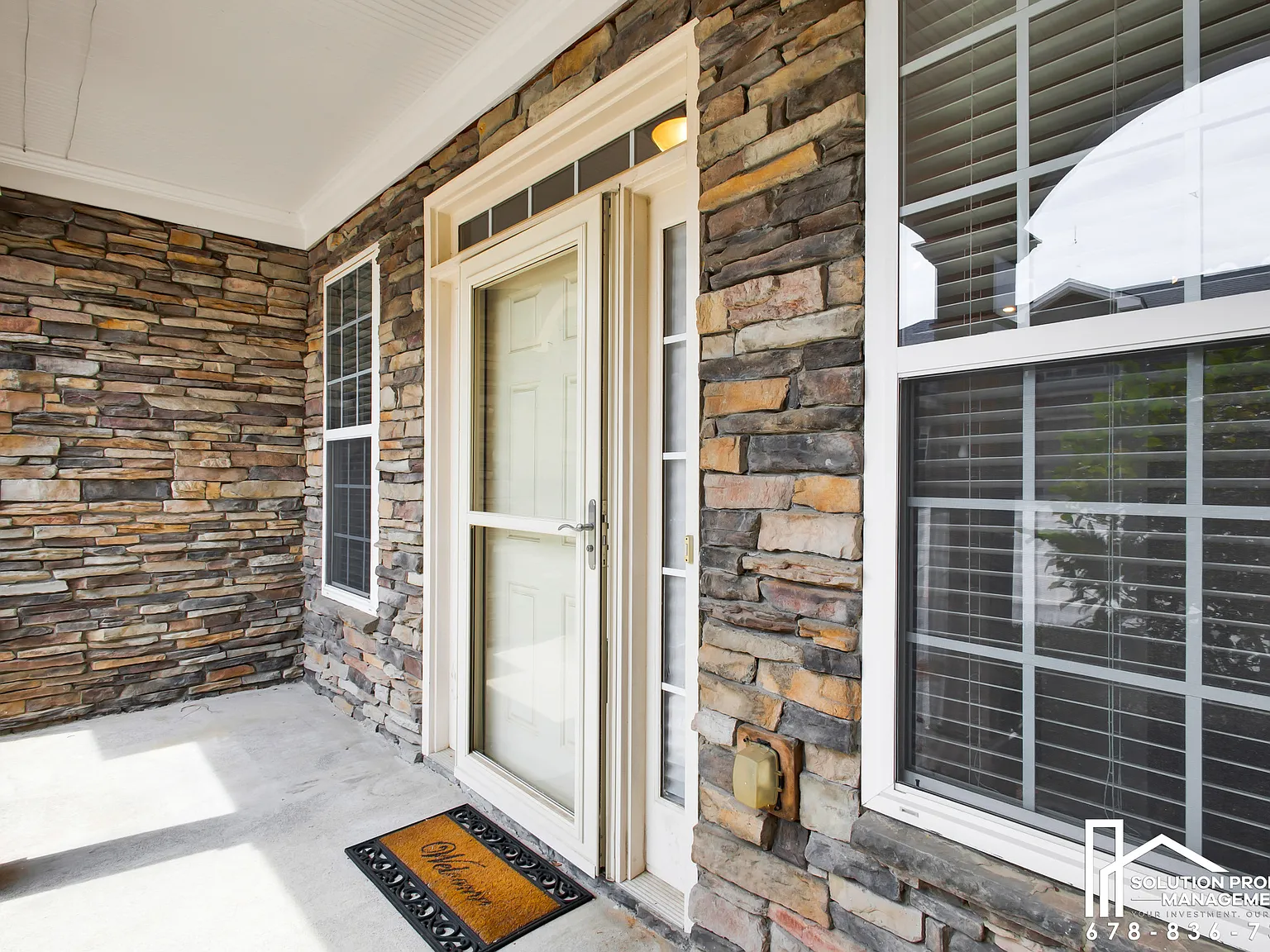 2 bed, 1645 sqft, $2,300 — Photo 1