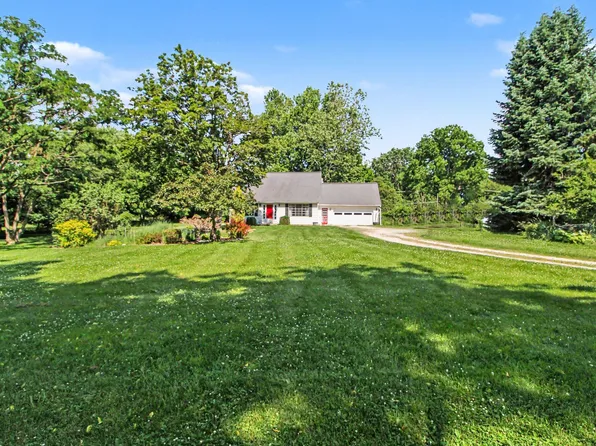 9310 Merrill Rd, Whitmore Lake, MI 48189