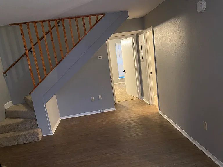 900 Mountain Creek Rd #F-83 — Photo 3